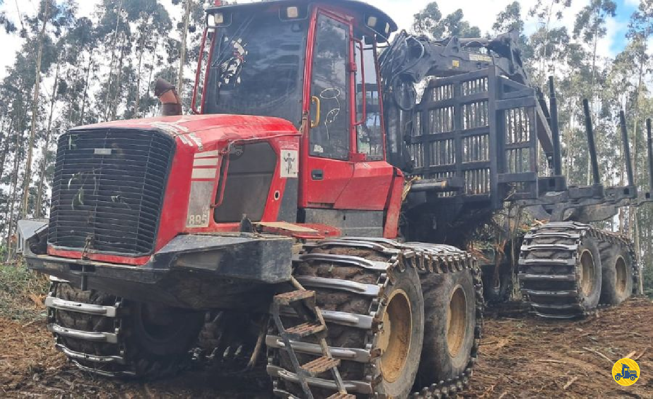 FLORESTAL FORWARDER KOMATSU 895 Bruto Equipamentos CURITIBA PARANÁ PR
